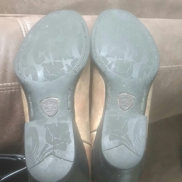 Ariat Style 10001015 Heritage R Toe 9.5B - Picture 4 of 8